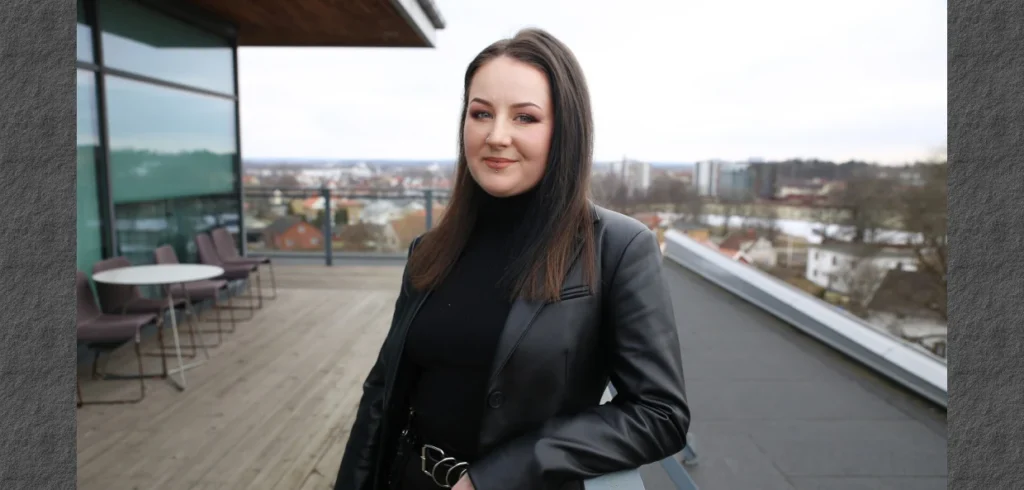 Miranda Kedbäck, adjunkt i produktionsteknik vid Högskolan i Skövde, leder forskningsprojektet “Gender Equity in the Manufacturing Industry: Exploring the Role of Digital Transformation”.