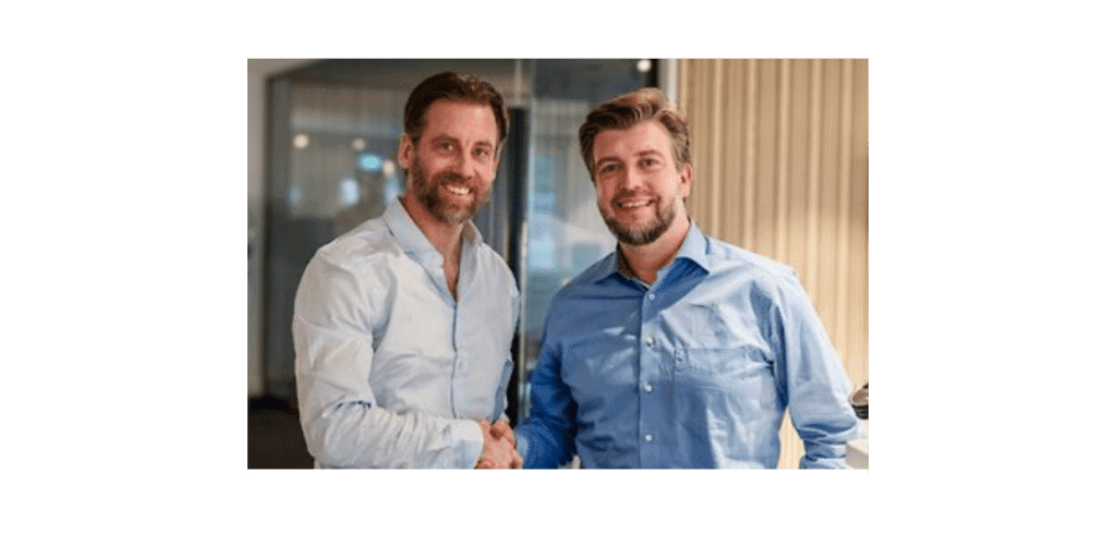 Jonas Derwinger ny VD hos ebm-papst AB Jonas Derwinger (tv) och Carsten Ederer (th).