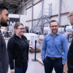 Ali Akbar, chef för processautomation, Sandra Hansson, chef för robotautomationslösningar, Mattias Axner, chef för installation, samt Peter Barkenskiöld från Automation Region.