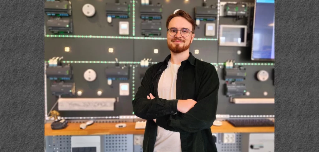 Ung automationsledare som driver utvecklingen framåt Martin Norén, 29-årig Application Design Engineer på Schneider Electric och nominerad till Guldhanden i kategorin Årets unga automationsledare 2025.