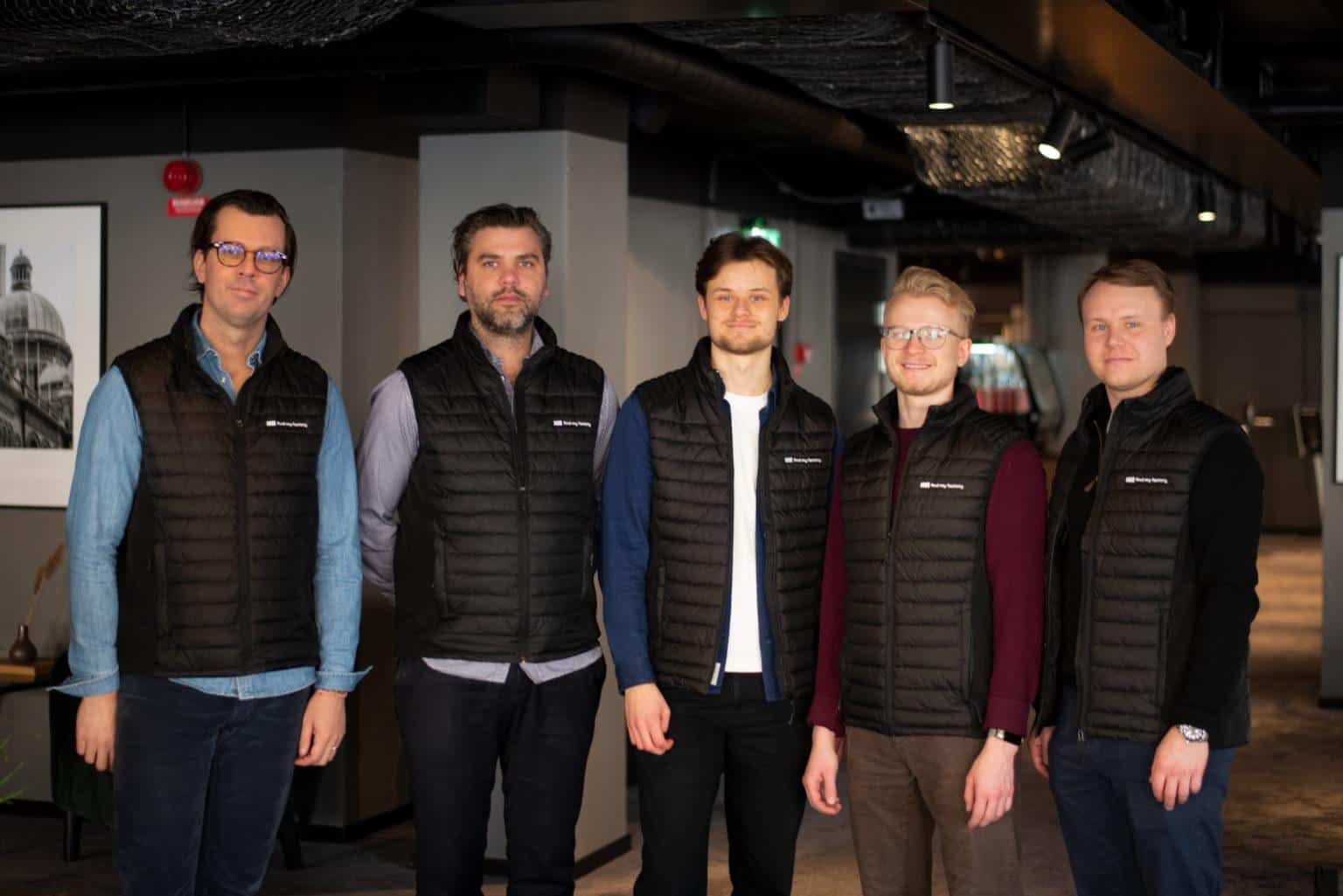 Från vänster: David Larsson CFO, Martin Schneider CEO, Adam Wessling CBO, Simon Wijk Stranius CTO och Marcus Frankelius COO.