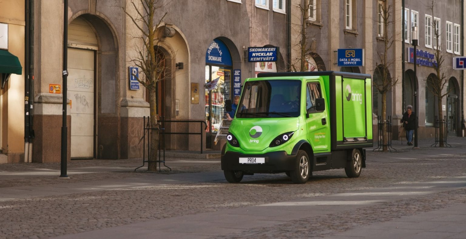 inzile levererade brings forsta ellastbil bild inzile