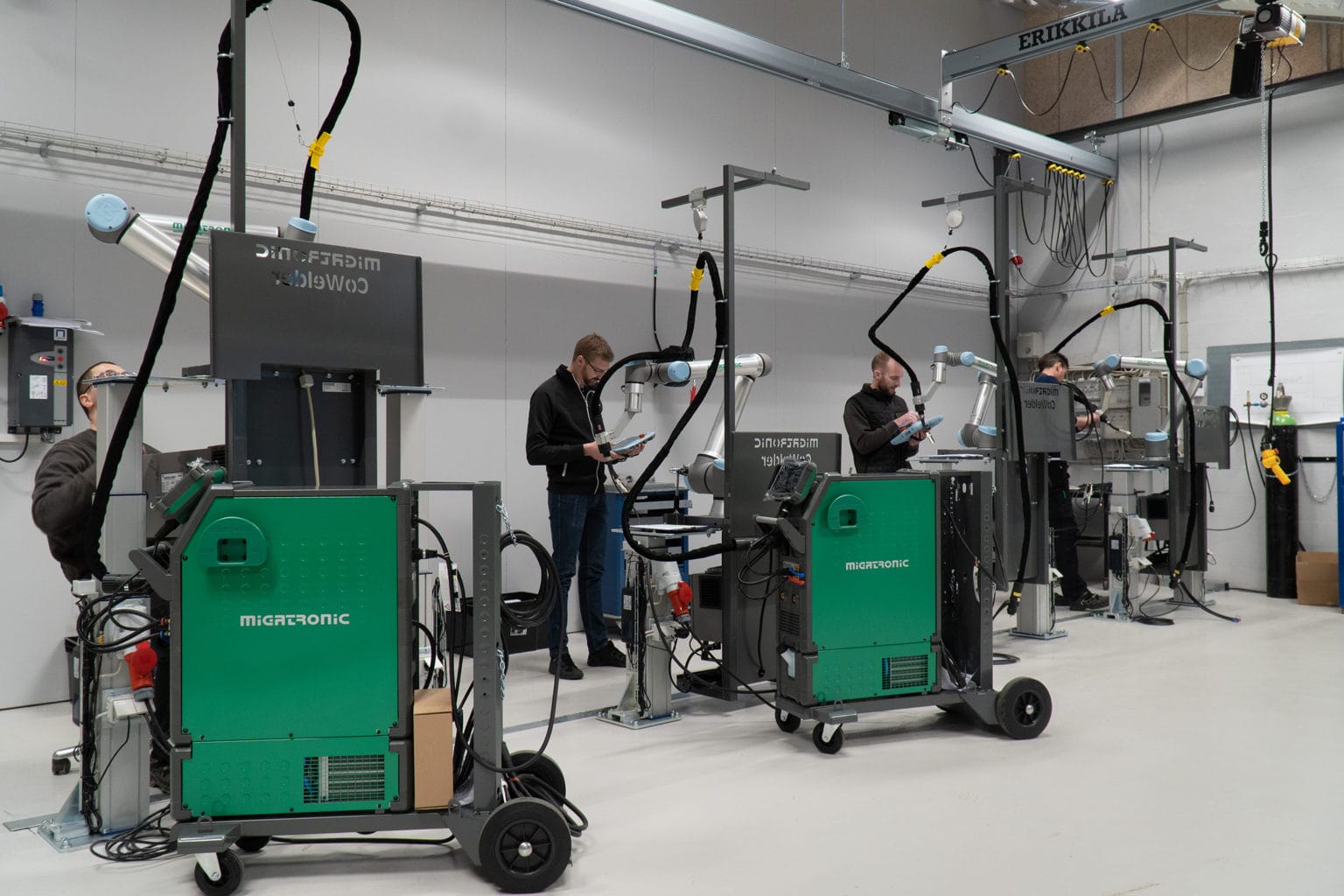 Bryter ner automationsbarriärer migatronic dsc4013