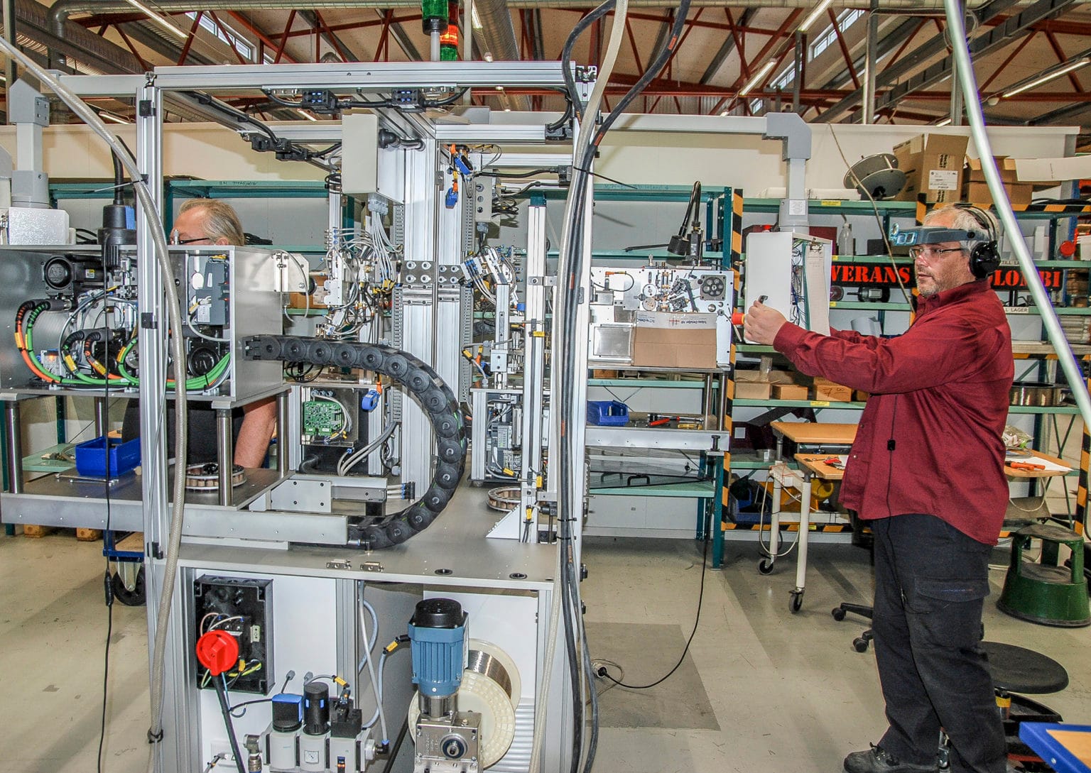 Stark tillverkningsindustri håller upp barometerindikatorn tillverkningsindustrin hemsidan